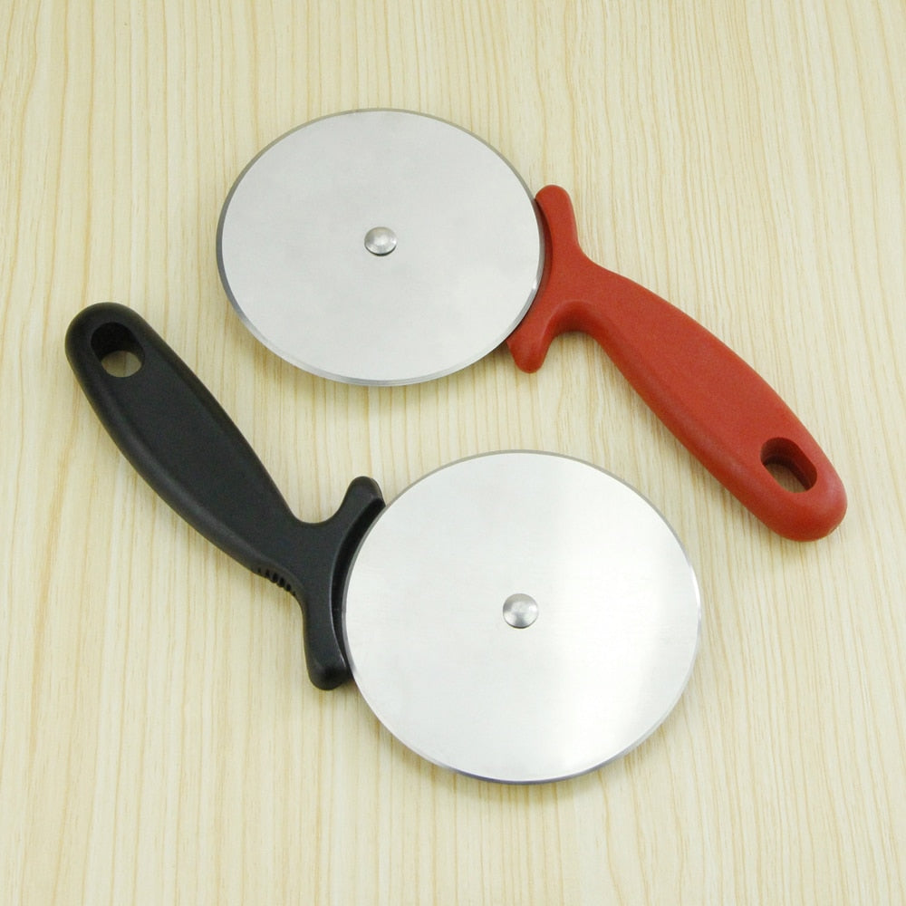 Stainless Steel Pizza Slicer - VeranCo