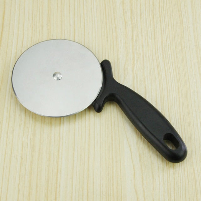 Stainless Steel Pizza Slicer - VeranCo